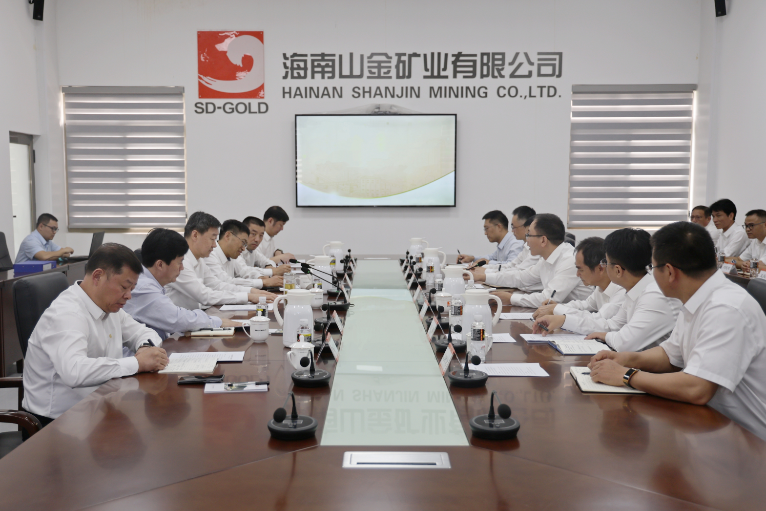 67ea5e7c-7dd3-4f8a-b15c-77c2063e5933.png 67ea5e7c-7dd3-4f8a-b15c-77c2063e5933.png