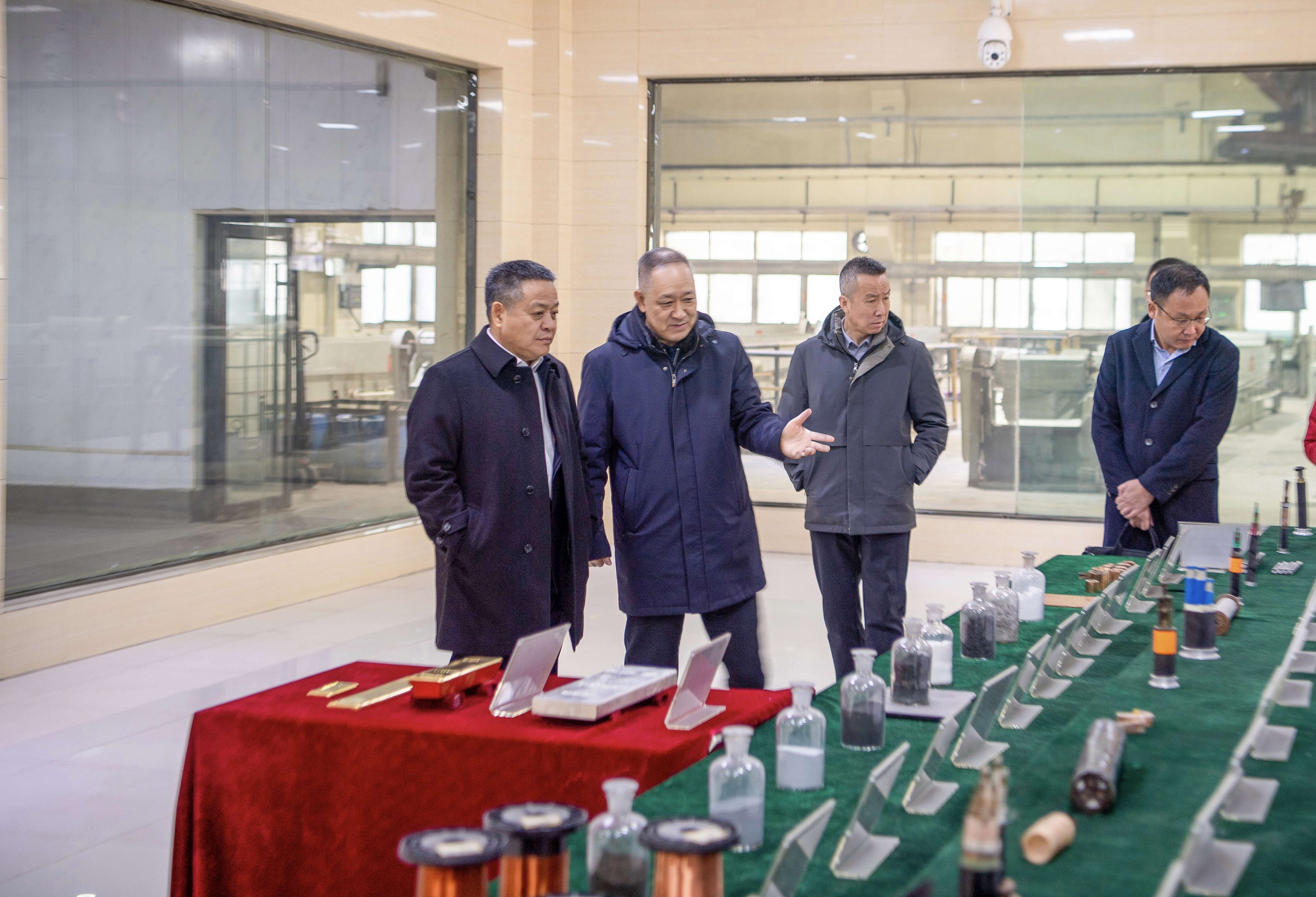 1.jpg 1.jpg